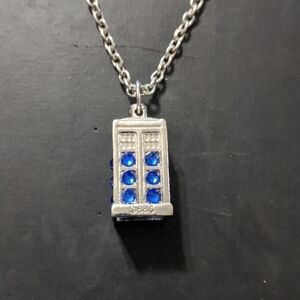 Silver Tone Blue Rhinestone BBC Dr Who TARDIS Police Box Pendant Necklace